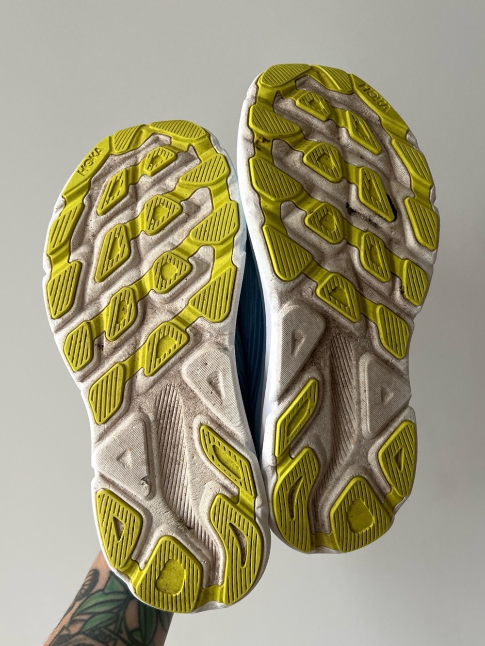 Hoka One One Clifton 6 aqua blue trainers size 6.5MD
#running #trailrunning - Picture 2 of 6